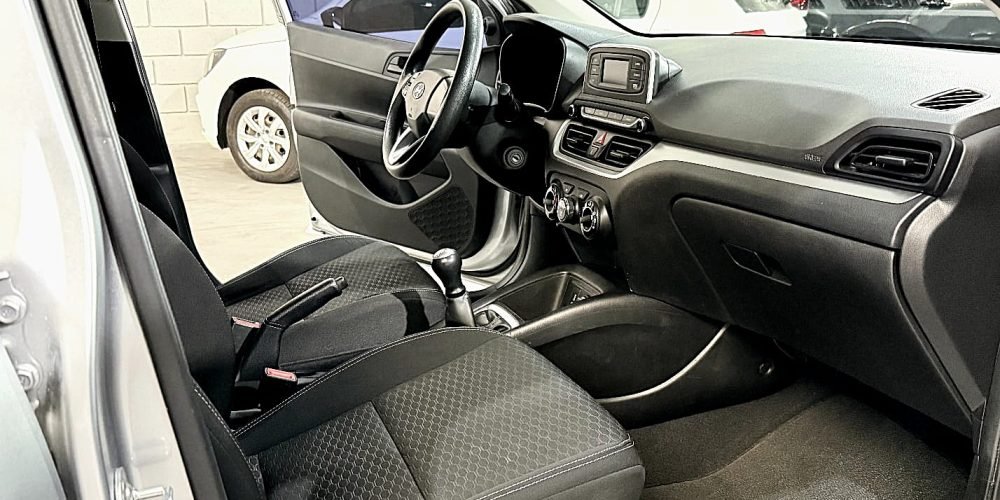 HB20 2021 PRATA (19)